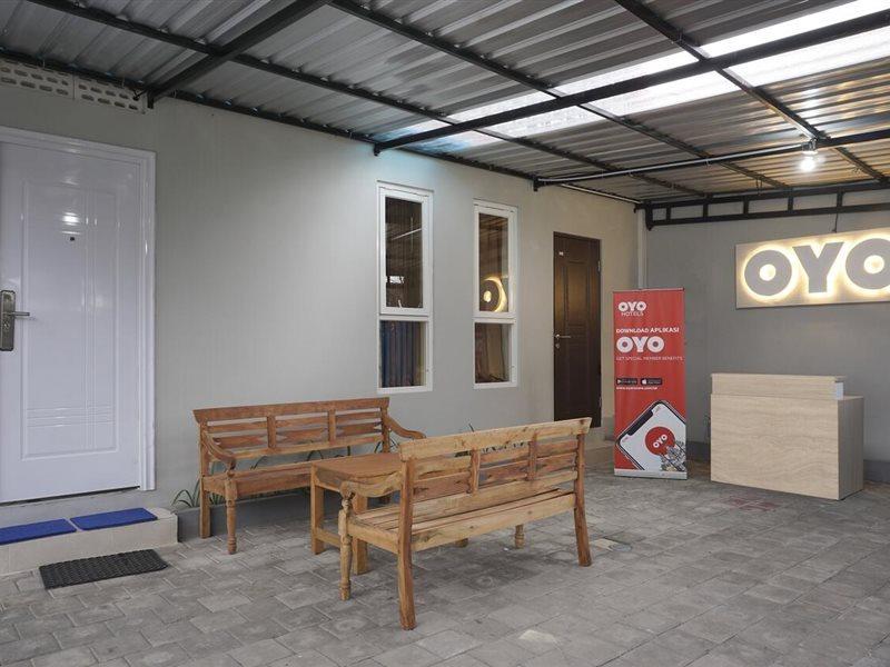 Super Oyo 90033 Dehome Family Melati Bagian luar foto